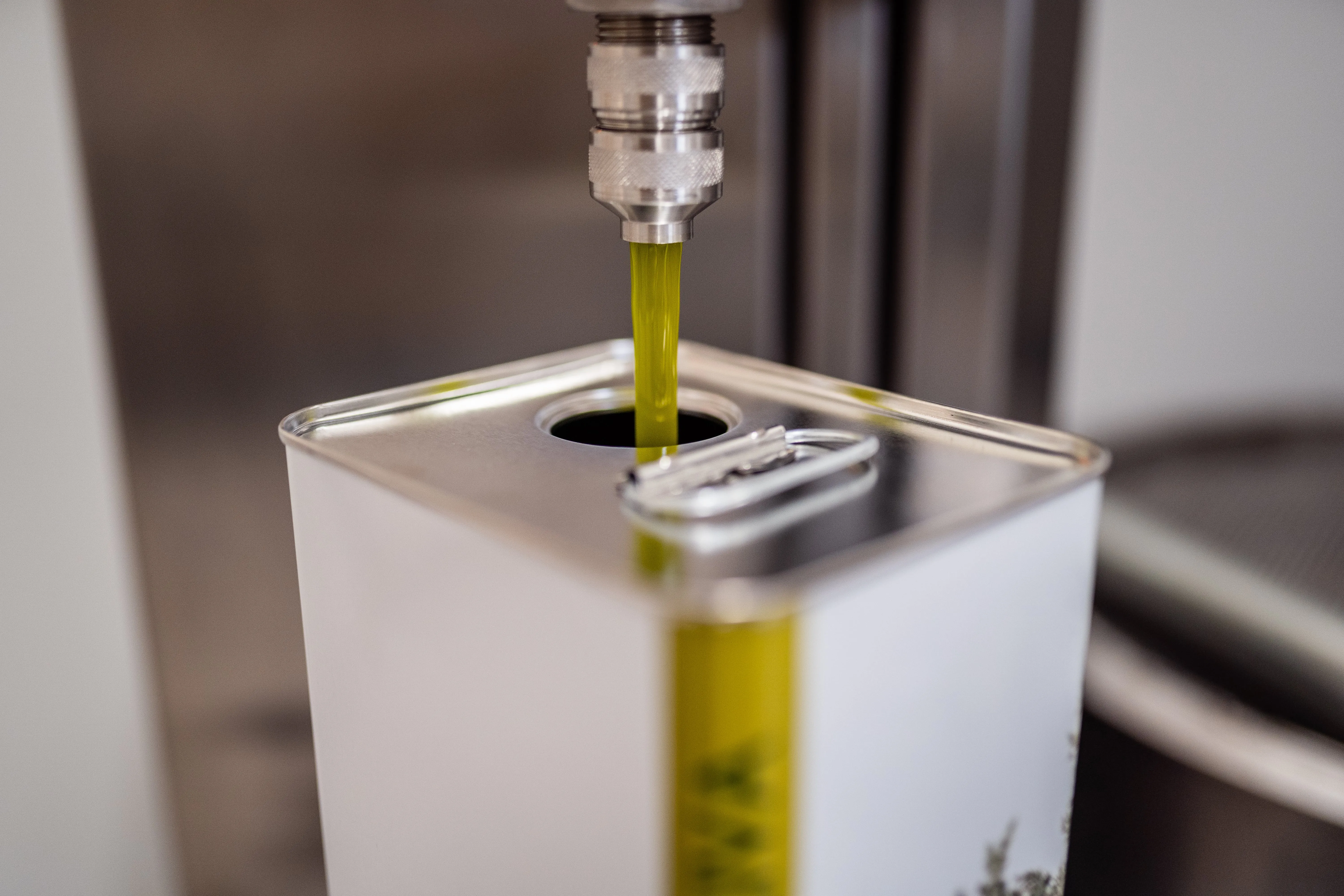 Imbottigliamento dei condimenti a base di Olio EVO